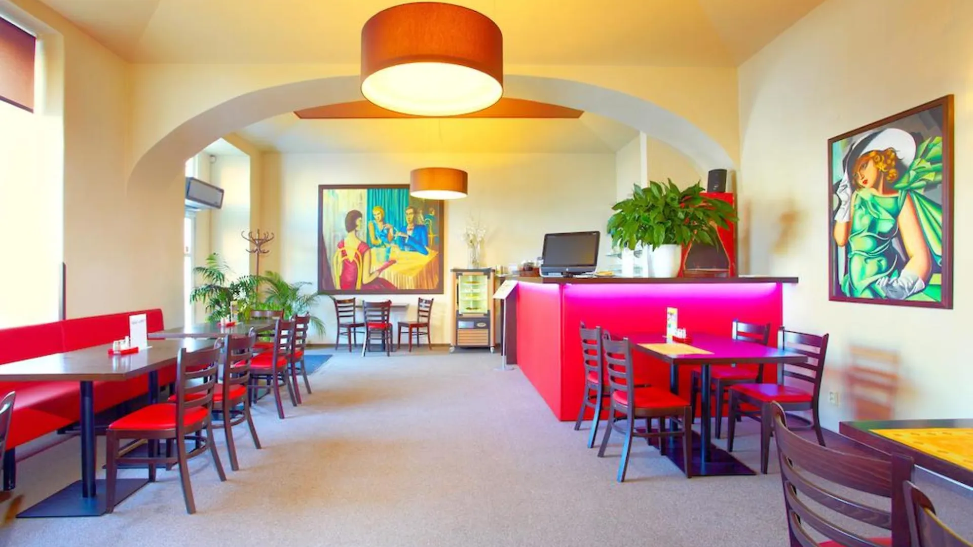 Hotel Merkur - Czech Leading Hotels Prag