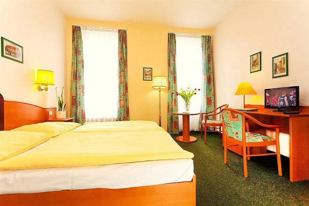 Hotel Merkur - Czech Leading Hotels Prag