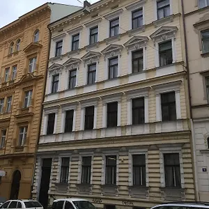  Albergue Emma