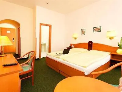 Hotel Merkur - Czech Leading Hotels Prague