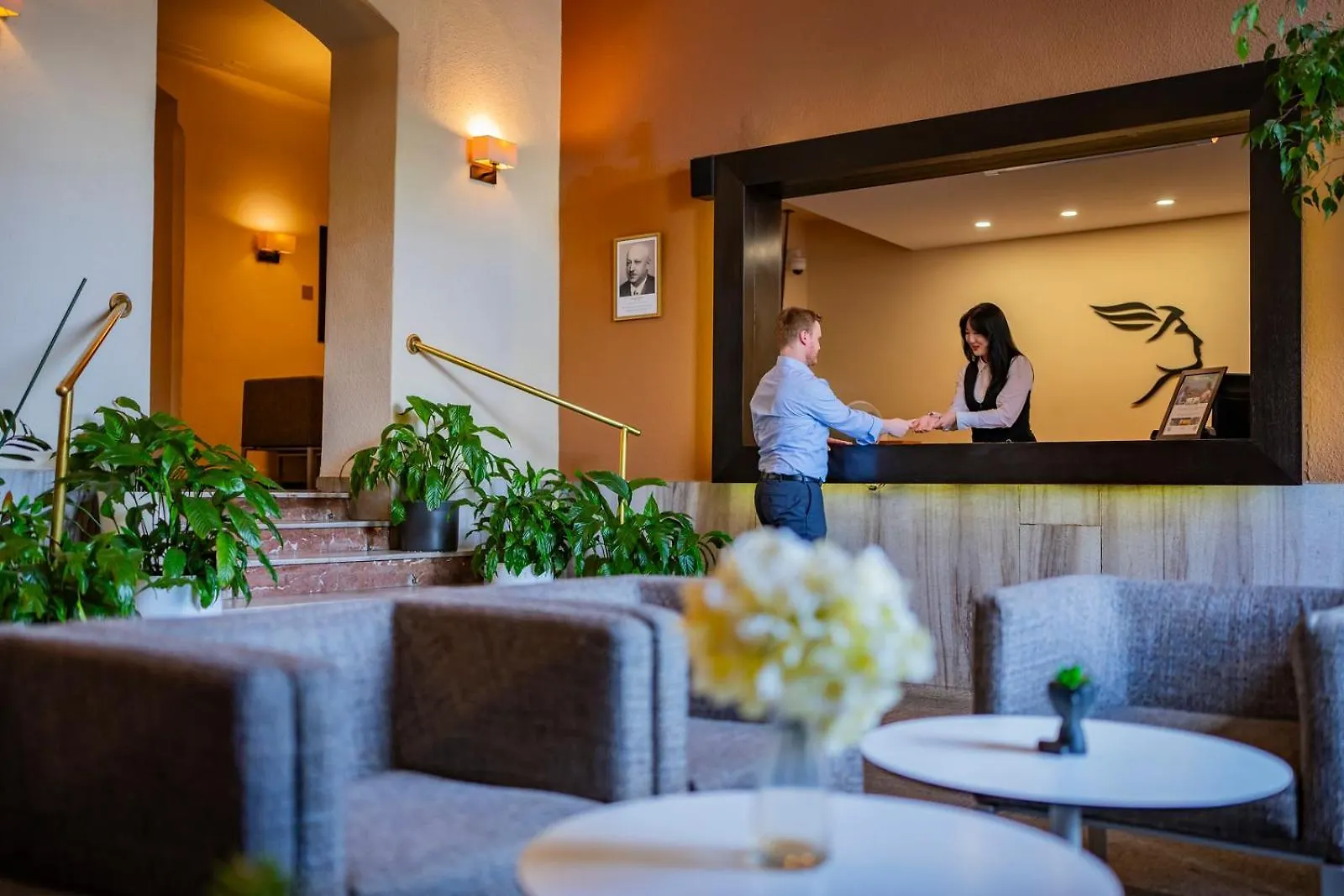 Hotel Merkur - Czech Leading Hotels Prague 4*,