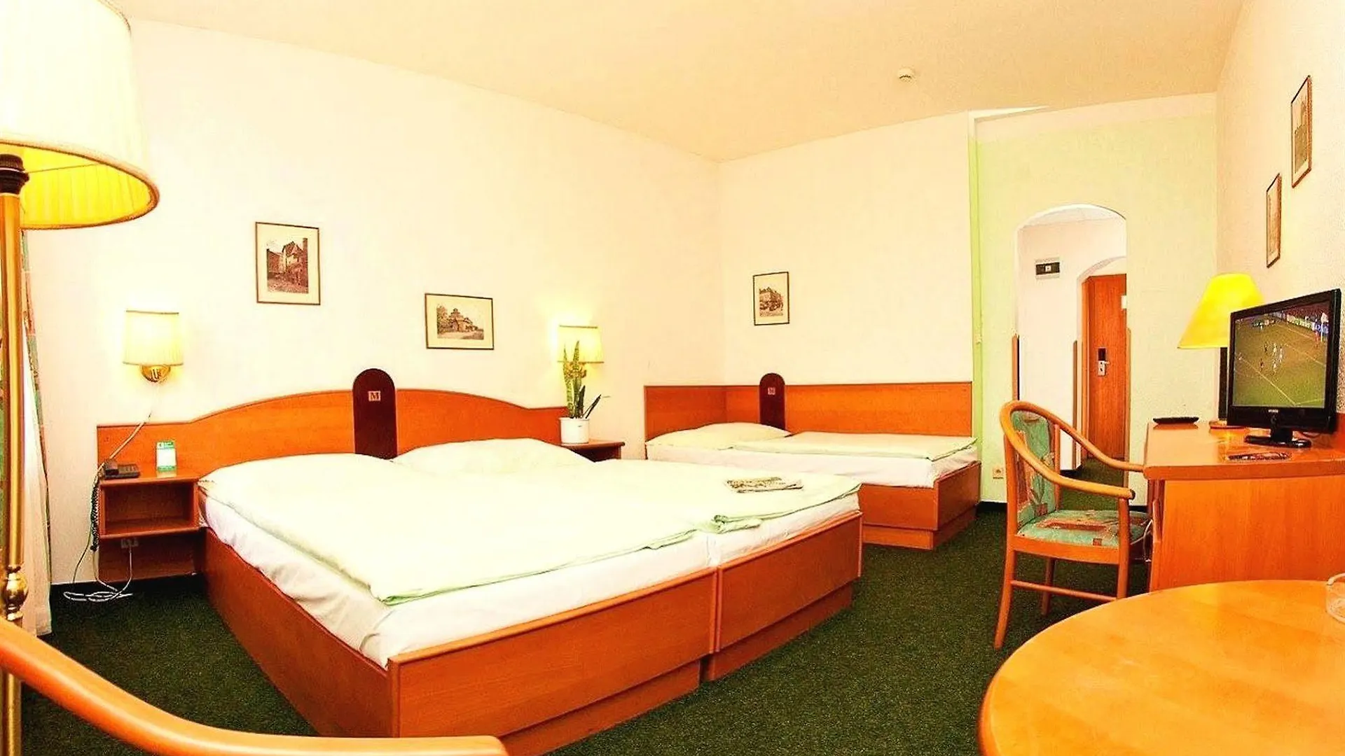 Hotel Merkur - Czech Leading Hotels Prague